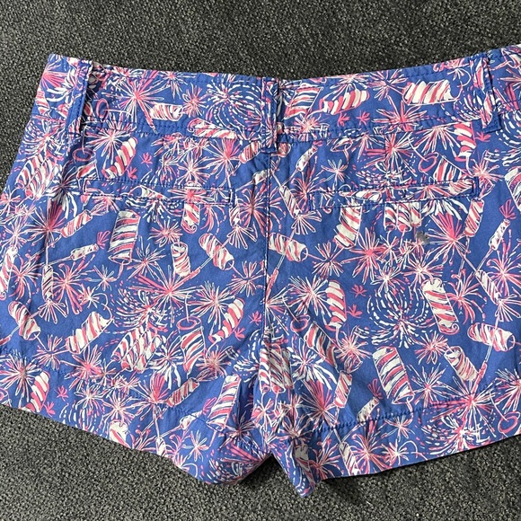 Lilly Pulitzer Cherry Bomb shorts Sz 0 fireworks - Picture 5 of 6